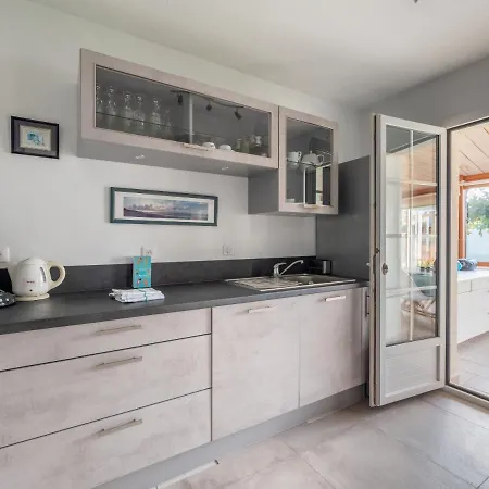 Vakantiehuis Maison Familiale Pour 6, St Clement Des Baleines Saint-Clément-des-Baleines